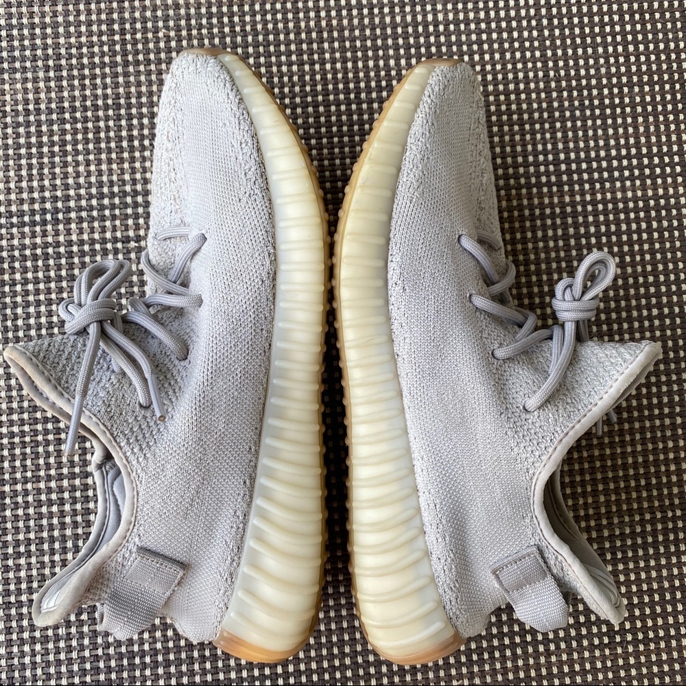 Adidas Yeesy Boost 350 V2 Sesame / Size 10 - Picture 5 of 16